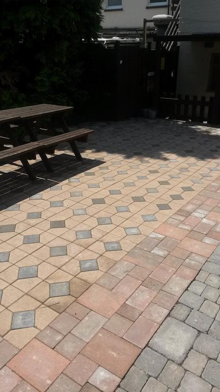 The Friar Tucks Gloucester Exterior foto