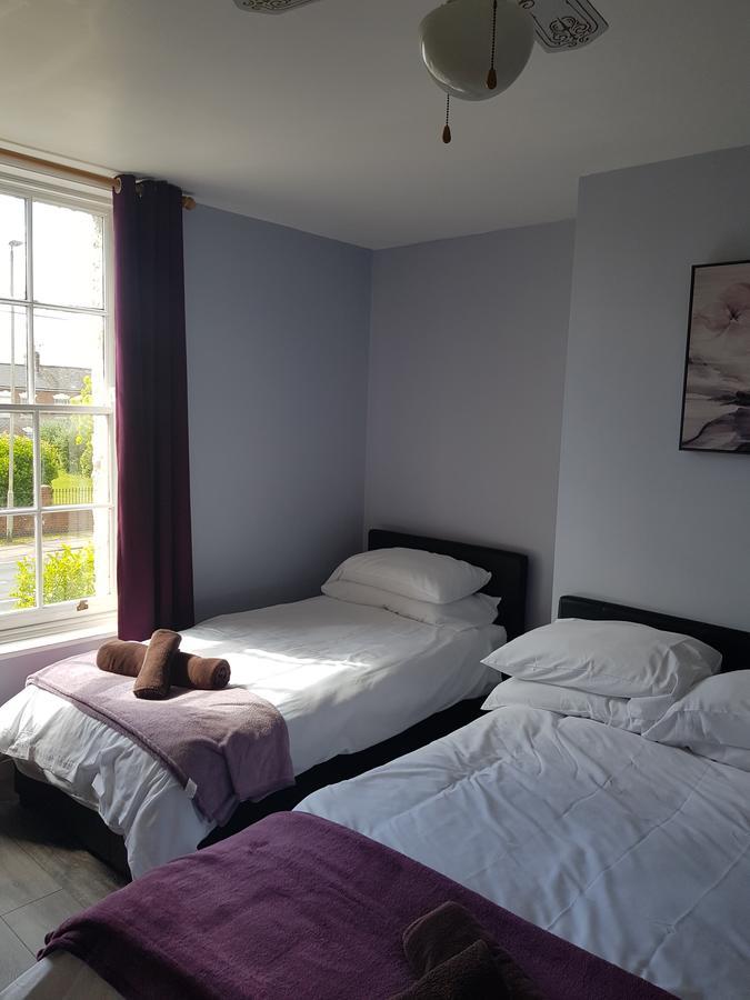 The Friar Tucks Gloucester Exterior foto